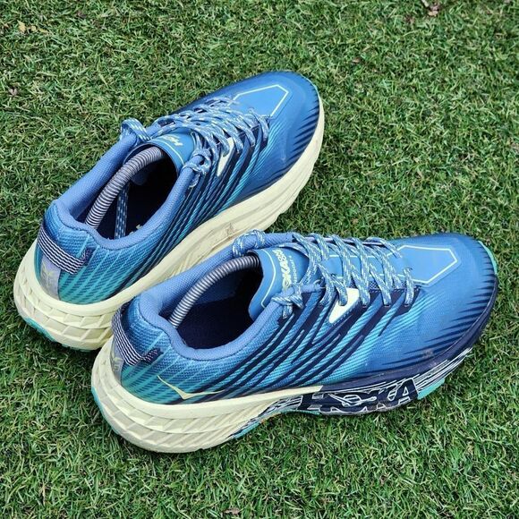 Women HOKA SPEEDGOAT 4 - Womens Sneakers  - SIZE 9.5